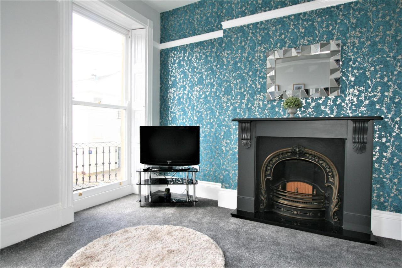 Central Serviced Apartments By Roomsbooked Cheltenham Luaran gambar