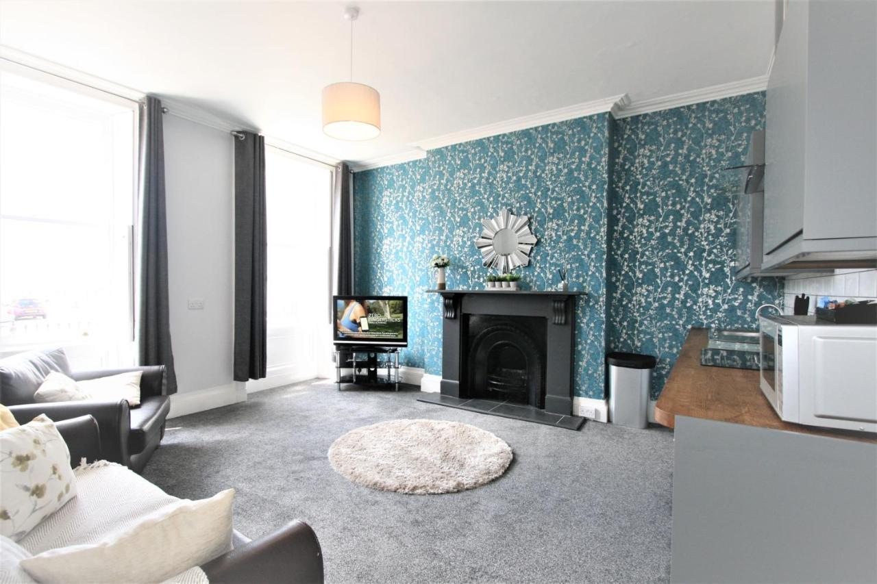 Central Serviced Apartments By Roomsbooked Cheltenham Luaran gambar