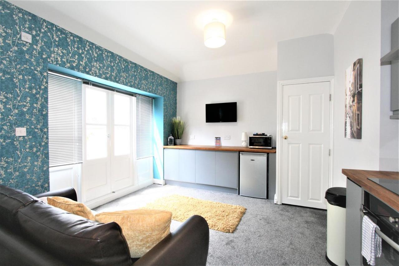 Central Serviced Apartments By Roomsbooked Cheltenham Luaran gambar