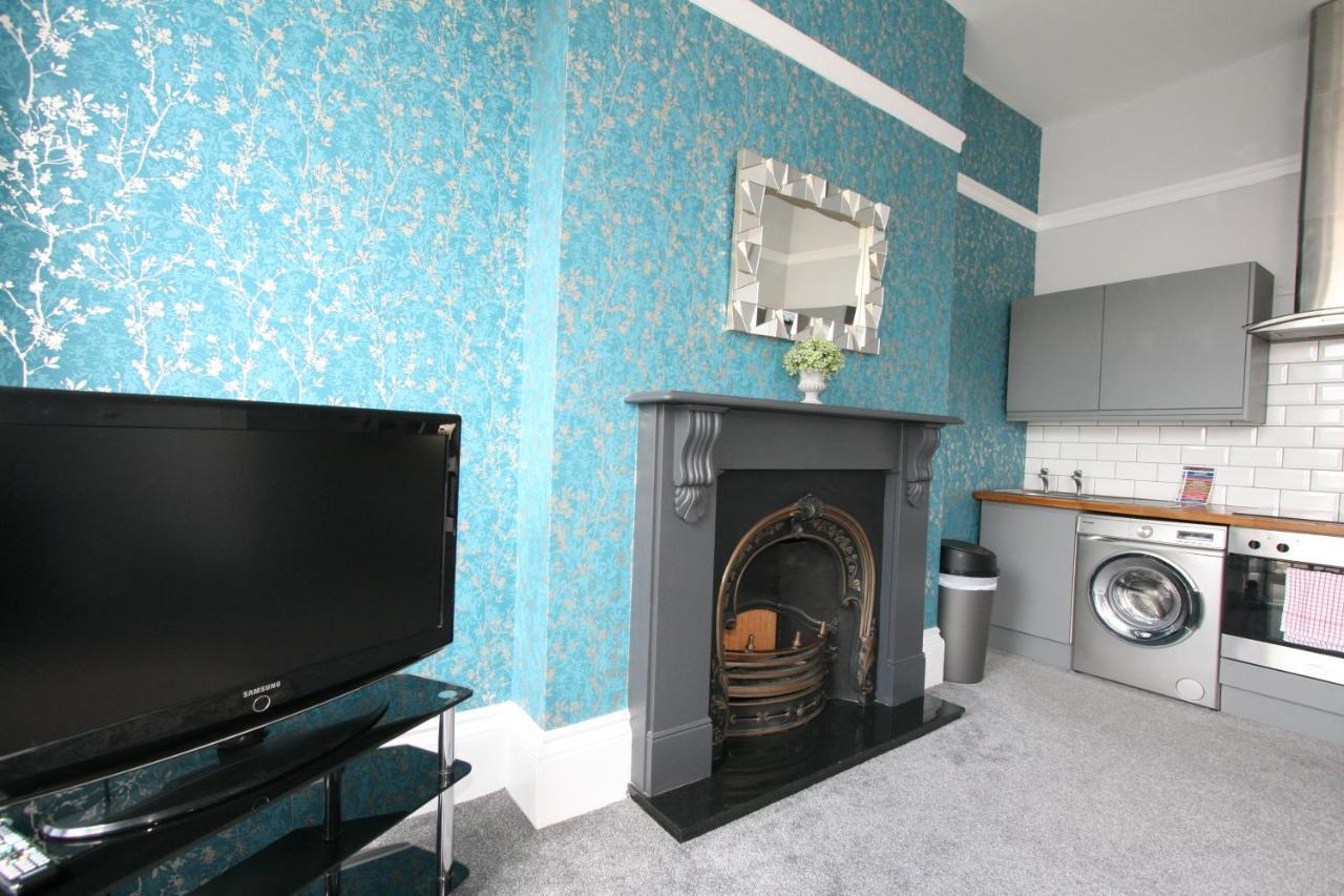 Central Serviced Apartments By Roomsbooked Cheltenham Luaran gambar